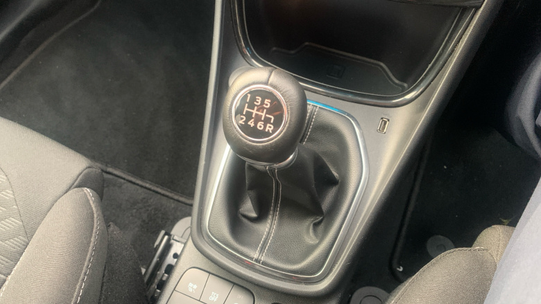 Ford Puma 1.0 EcoBoost Hybrid mHEV Titanium 5dr Petrol Hatchback